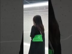 Top-Grain Oil-Waxed Cowhide Diamond-Quilted Chain Strap genuine leather handbag